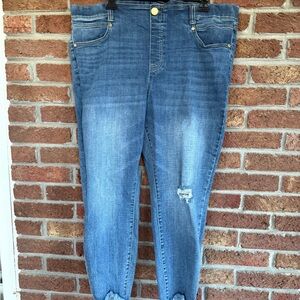 Liverpool Distressed Women's Jeans. Size 20.  the slim.  Frayed bottoms.